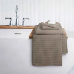 Serviette à Main Texturée De Couleur Chemin De Randonnée, 16'' X 26''