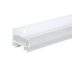 Bas De Porte En "U" En Vinyle Et Mousse Avec Ailettes En Vinyle, 33-3/4''