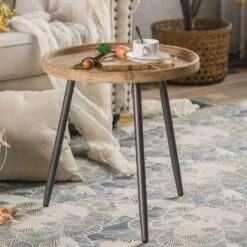 Table D’appoint Circulaire à Trois Pieds En Bois Et En Métal, 19'' X 20''