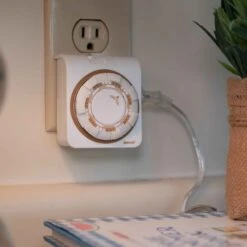 Woods Minuterie Mécanique D’intérieur De 7 jours Pour Appareils, 6 Réglages Marche / Arrêt