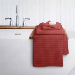 Serviette De Bain Texturée De Couleur érable Rustique, 27" X 54"